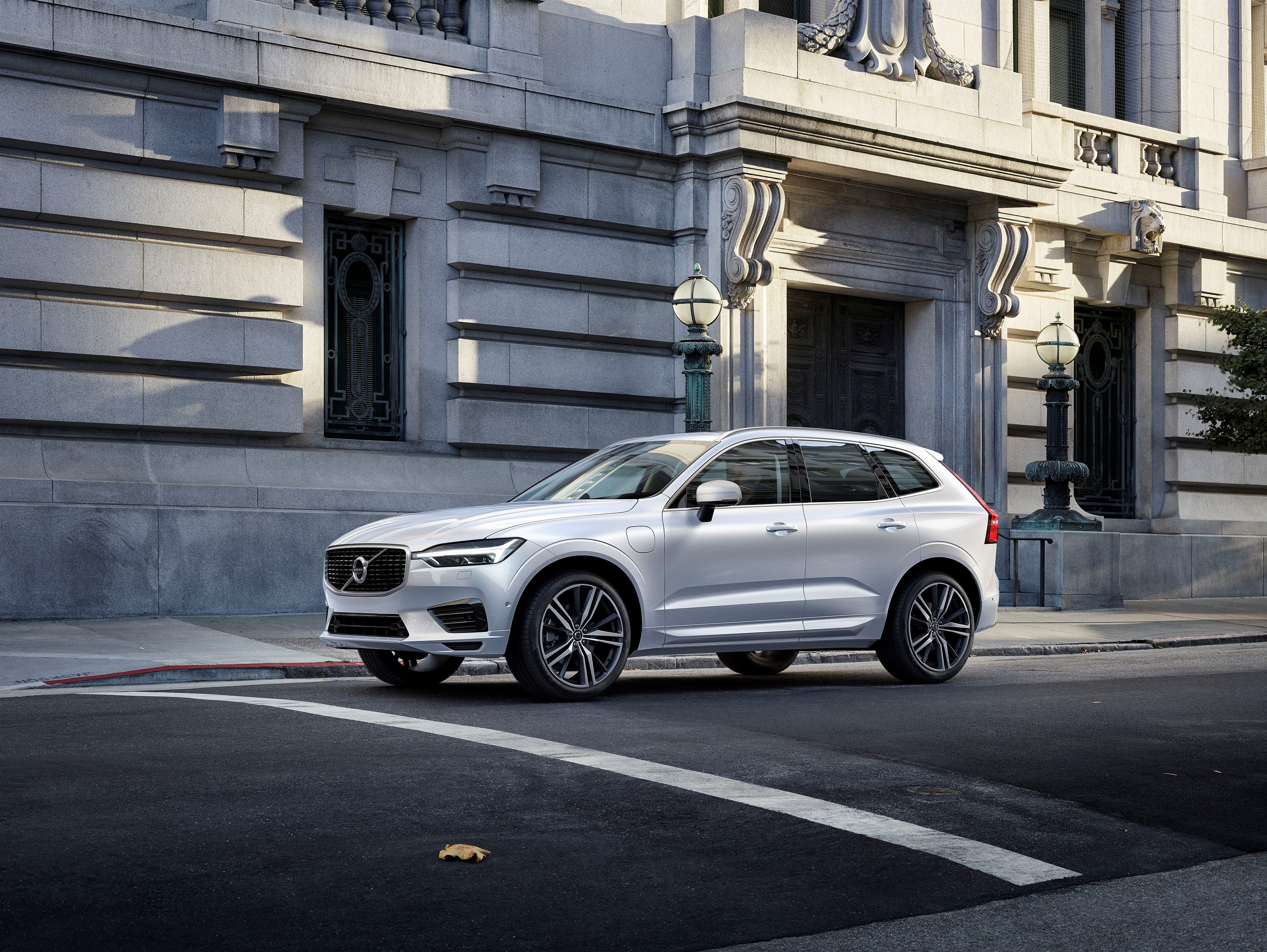 Nuevo Volvo XC60 Premium Edition desde 33.950€*