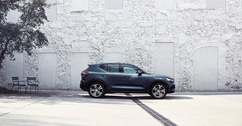Volvo XC40 T2 Automático desde 379€/mes*