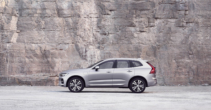 Volvo XC60 B4 Mild-Hybrid Gasolina por 333€/mes